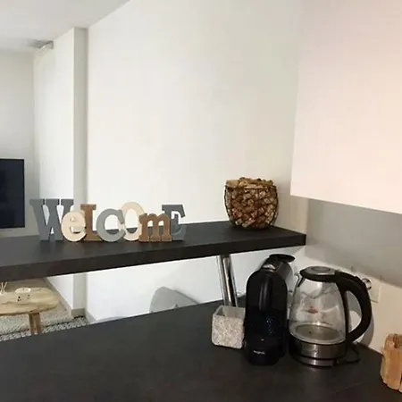 6 Rue Merle * Cannes